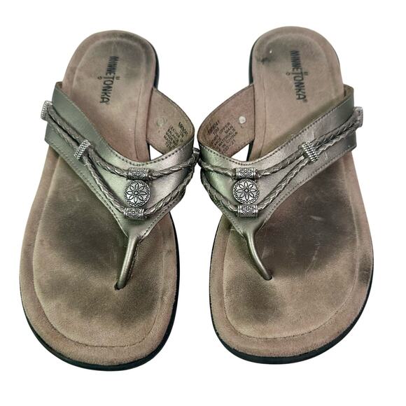 Minnetonka Women's 10M Pewter Silverthorne Filp Flop Thong Sandals Embellished - Picture 2 of 8